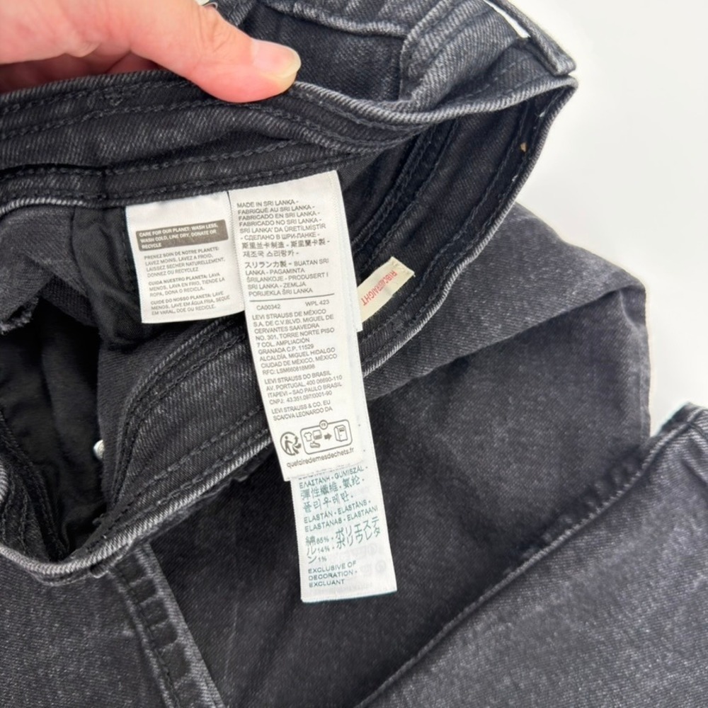 Levis Ribcage Straight Ankle Jeans Womens 26 Washed Black High Rise 001UW-0003 - Picture 3 of 14